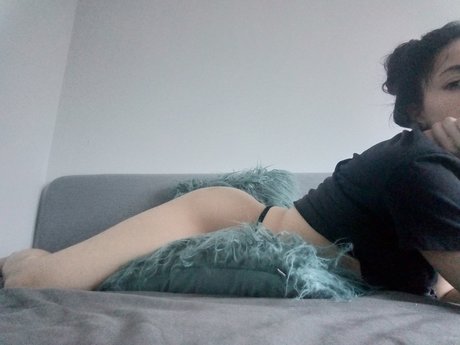 Rivenna Ray onlyfans porn leak