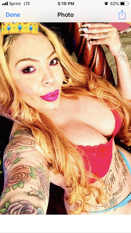 Rihanna Swarovski onlyfans nudes leaks