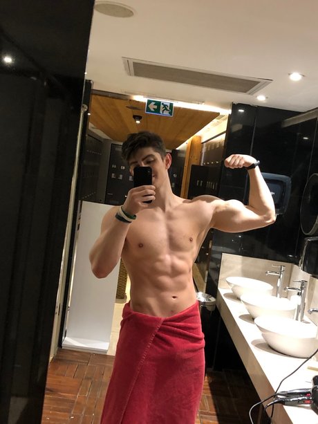 R dvan taytan onlyfans sextape leak