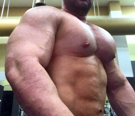 ryanmusclegod leaked only fans