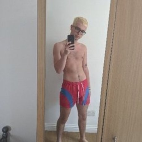 Ryan Galley nude onlyfans pics