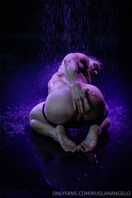 Ruslan Angelo onlyfans strip