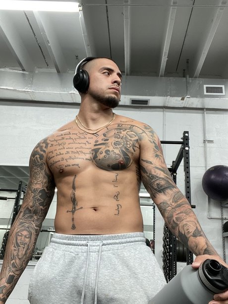 Costaricanpapii leaked onlyfans.