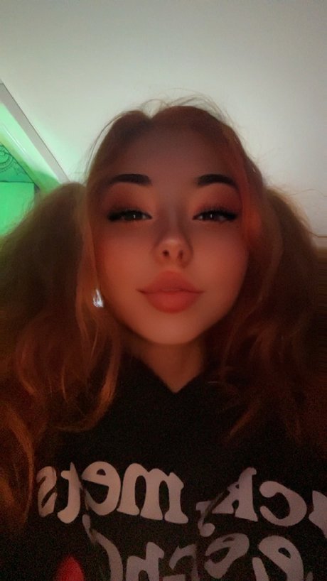 Roxie Heart onlyfans nude pictures