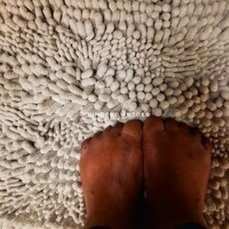 roundbrowntoes ass onlyfans