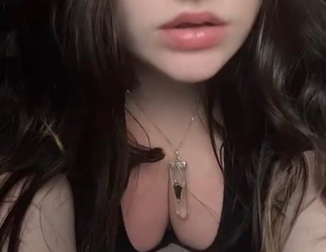 Rose Budd onlyfans leaked nude