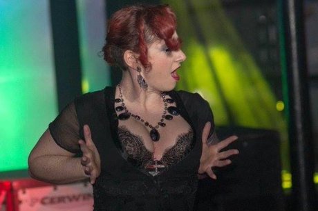 Rose Noir onlyfans tits