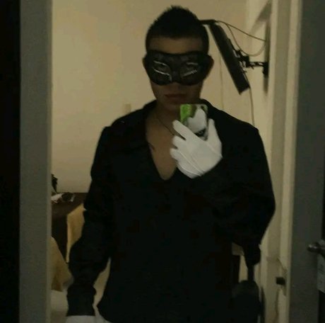 SALVADOR LANDA onlyfans sextape