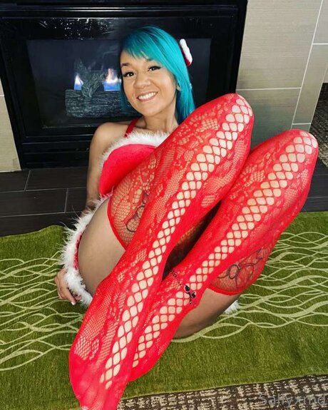 FREE LESBIAN D MME SQ RTER_ onlyfans leak