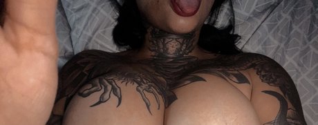 La sahi_ onlyfans nude pictures