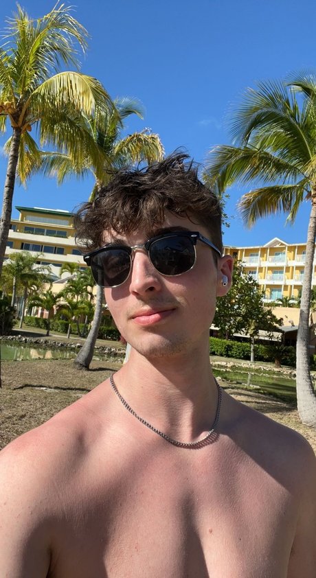 Ryan Barker leaked onlyfans pictures