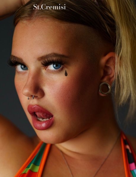 sadblume leaked nudes onlyfans