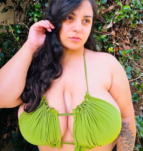 Sad Carousel onlyfans leams