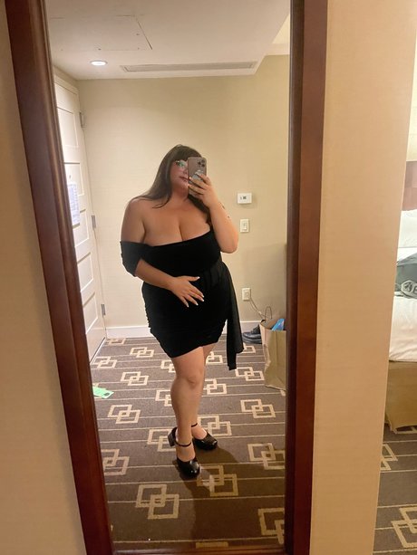 sabby only fans pics