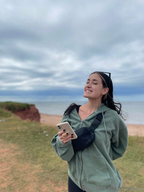 S cakess onlyfans striptease