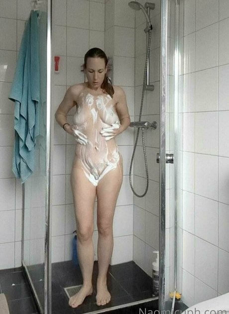 naomicuph onlyfans strip