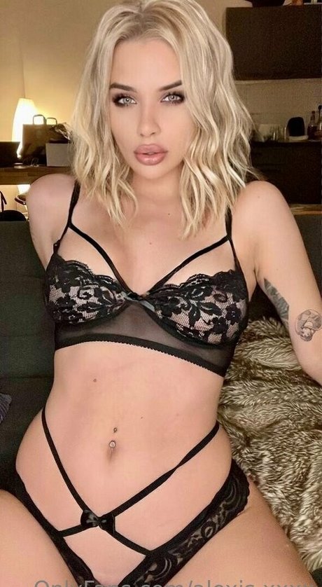 alexis xxxx free only fans