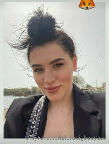 lerabigbabyass onlyfans naked porn