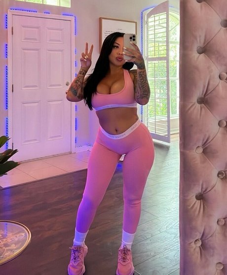 Jennifer Mercado onlyfans nude leaks