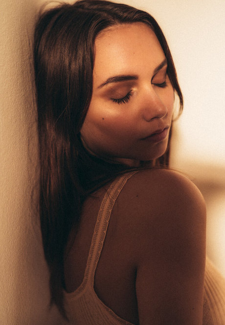 Lara Arluni onlyfans pics nude