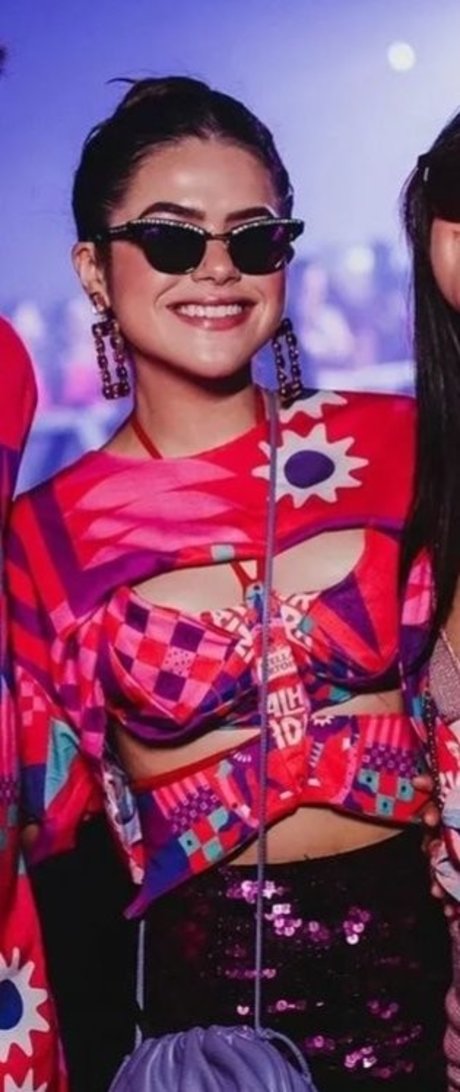 Maisa Silva pics onlyfans