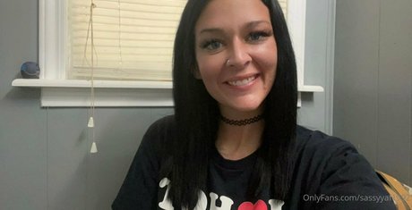 sassyyaf1992 leaked onlyfans sextape