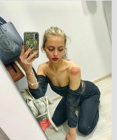 axalrnaed onlyfans desnuda