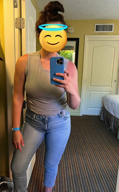 yourbabyemilyyy onlyfans porno