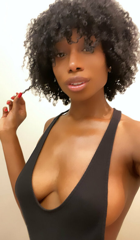 kinsleykarter onlyfans free