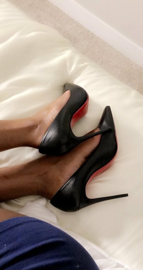 kinsleykarter onlyfans photos