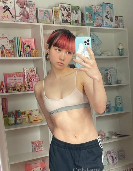 ywukki only fans nude leaks