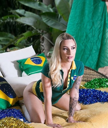 Jenifer Lol leaked onlyfans