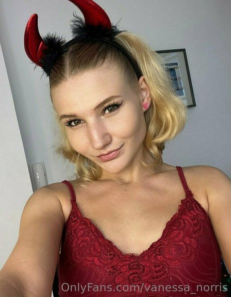 vanessa norris topless onlyfans