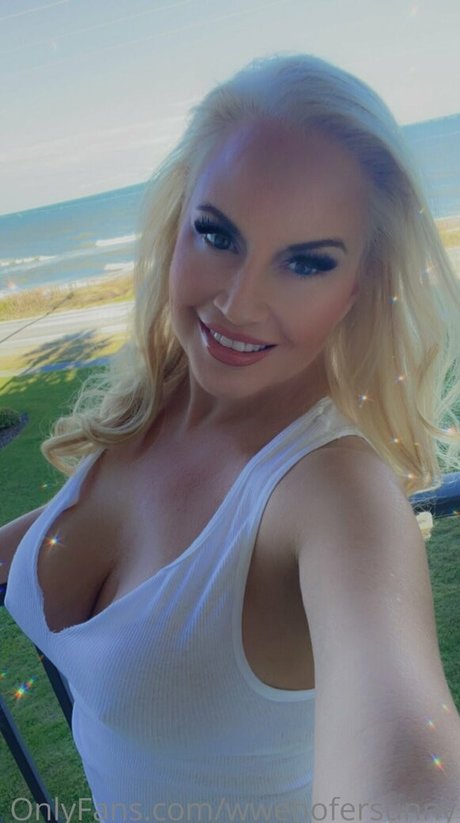 Tammy Lynn Sytch onlyfans model