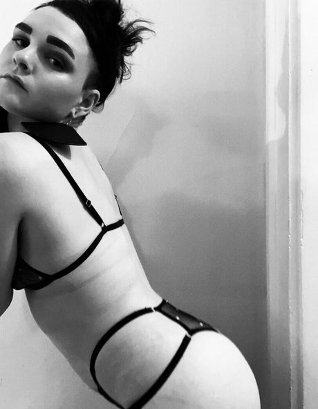 eeemmmthegoddess onlyfans porn free