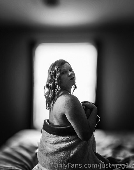 justmeg18 onlyfans leaks.