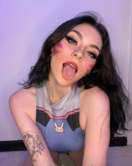 leahjamesxo only fans leaks