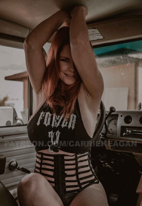 Carrie Keagan onlyfans nudes