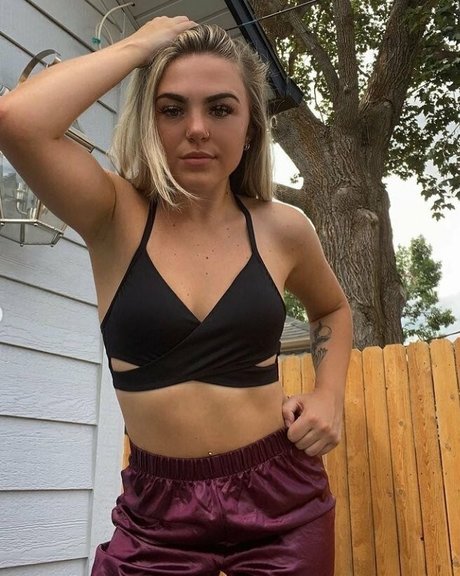 caitlynbabyxx onlyfans leaked nudes