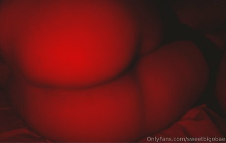 sweetbigobae onlyfans boobs