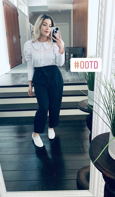 Rebecca Ford onlyfans nude leaked