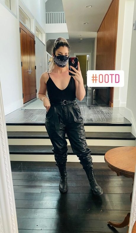 Rebecca Ford only fans pic