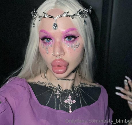 Nasty bimbo nude leak onlyfans
