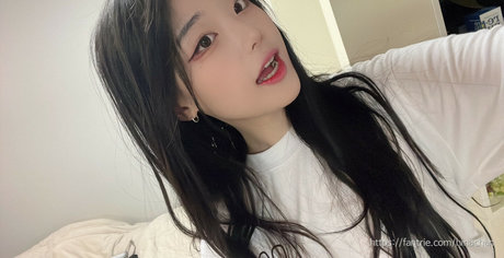 hinachan01 ass onlyfans