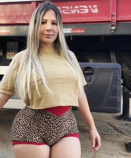 Aline FUtcher Ouriques only fans porn