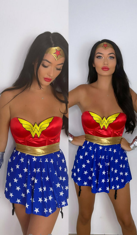 lorinajane nude leak onlyfans