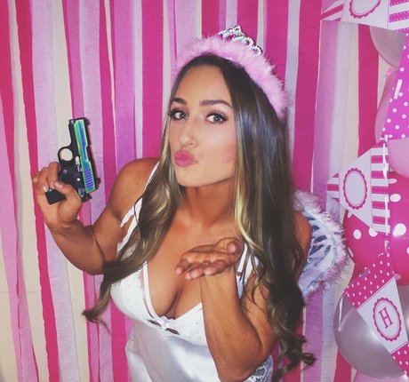 Taylor Altom onlyfans naked