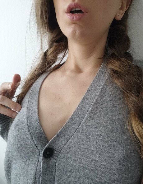 cute girlfriend onlyfans ass