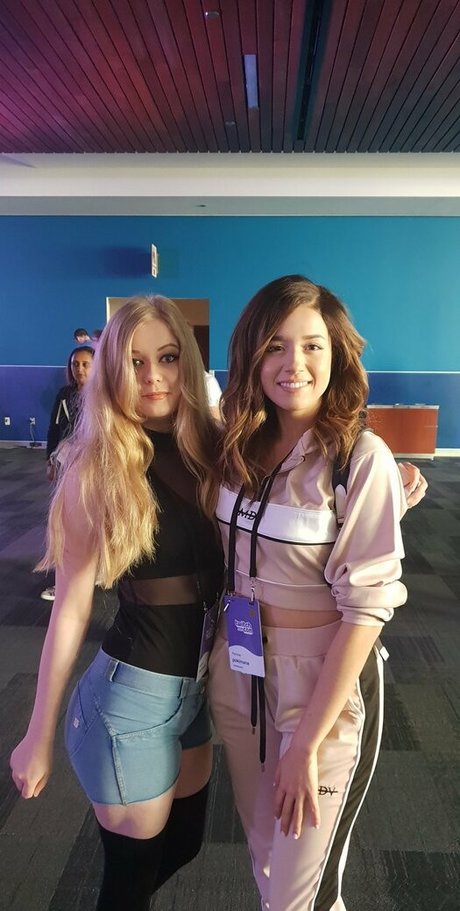 Purrluna tits onlyfans