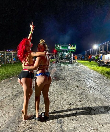 Canam Lyss only fans leak